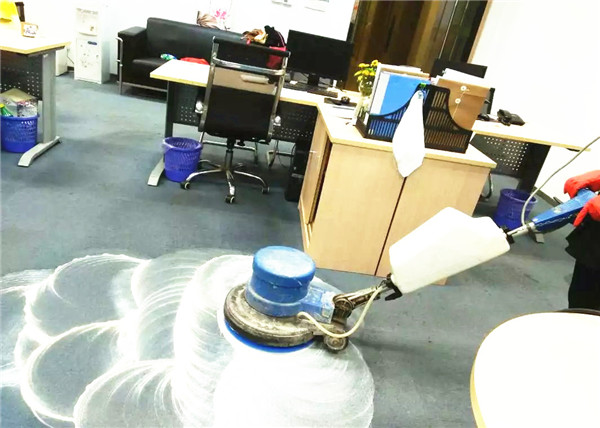 蘇州開荒保潔地毯清洗